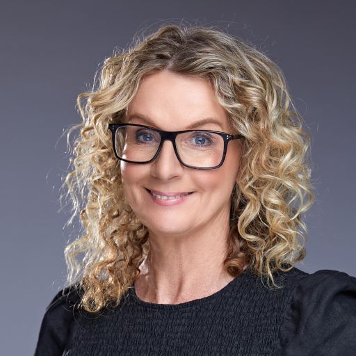 Justine Kelly